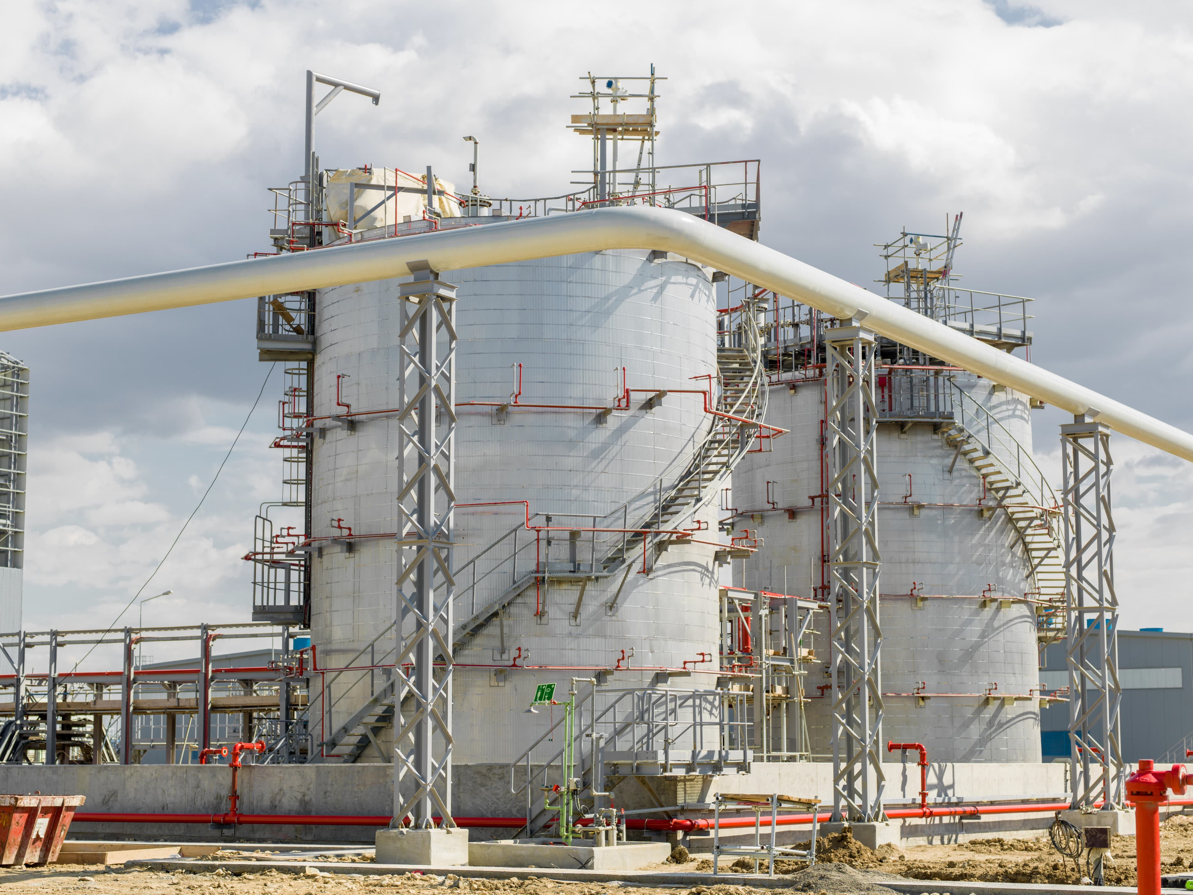 Oil facility and production territory